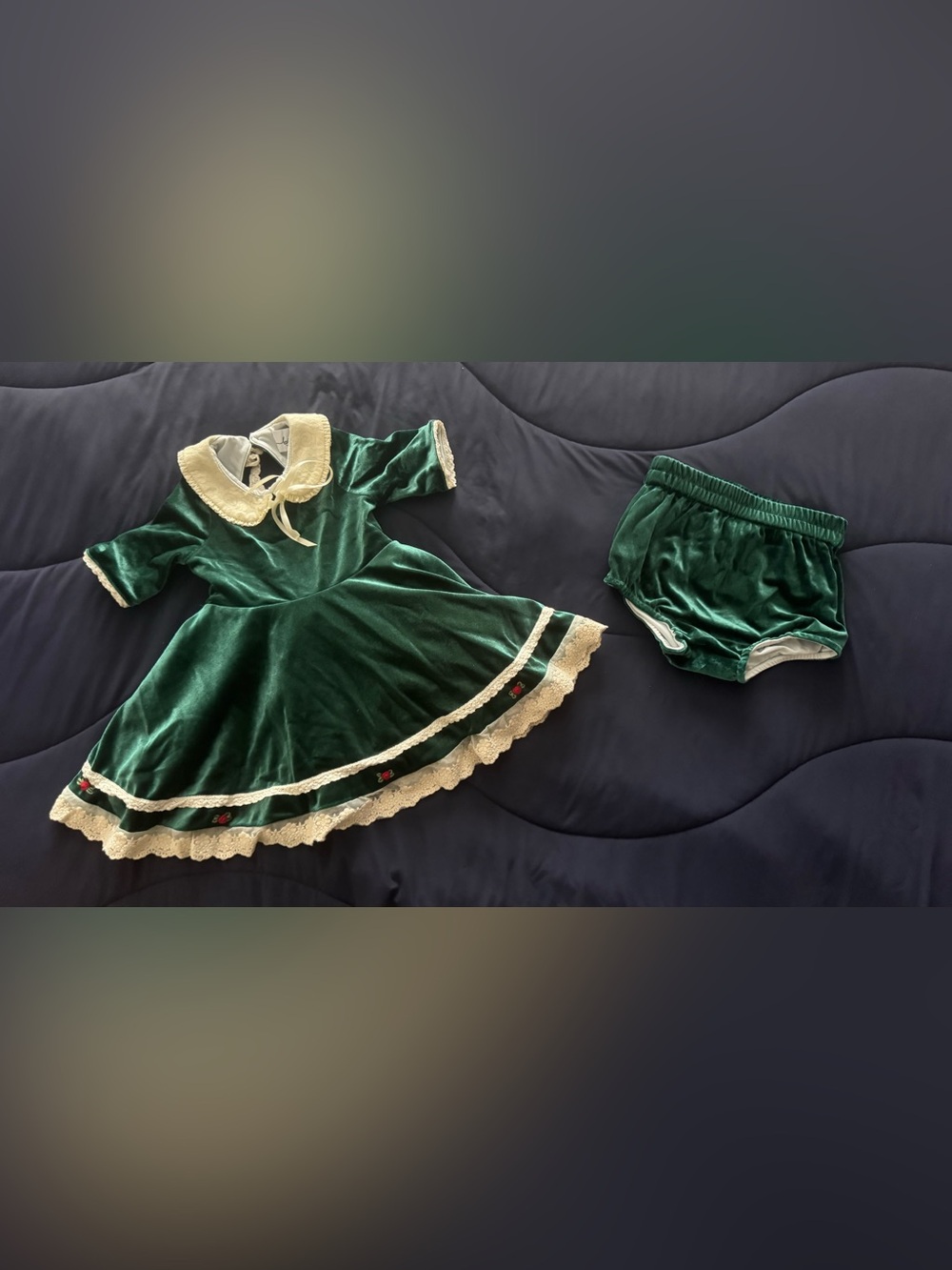 Love and Grow Clothing Company Emerald Green Holiday Dress & Bloomers - size 3T.